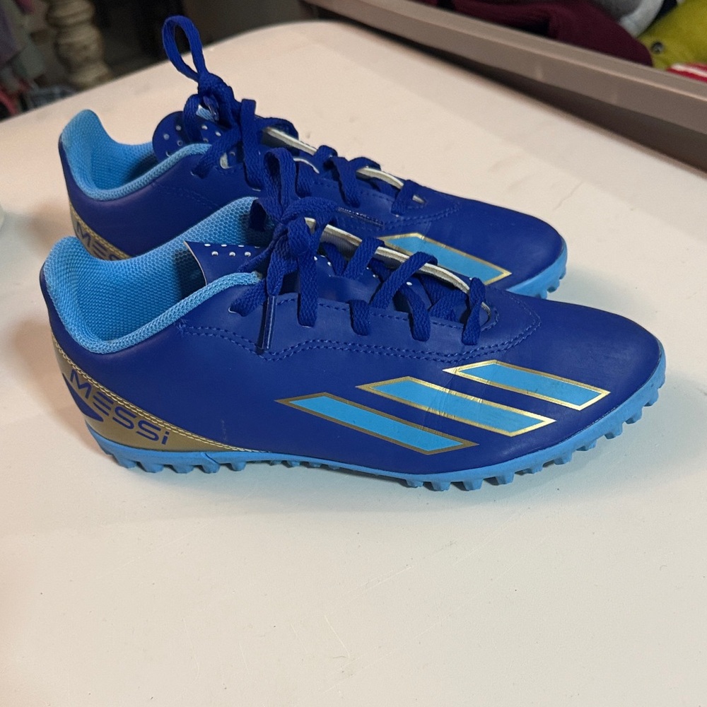 Kids Blue and Gold cleats